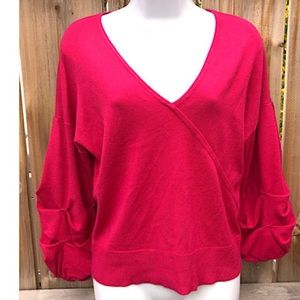 💋New York & Company ruched sleeve crop sweater💋